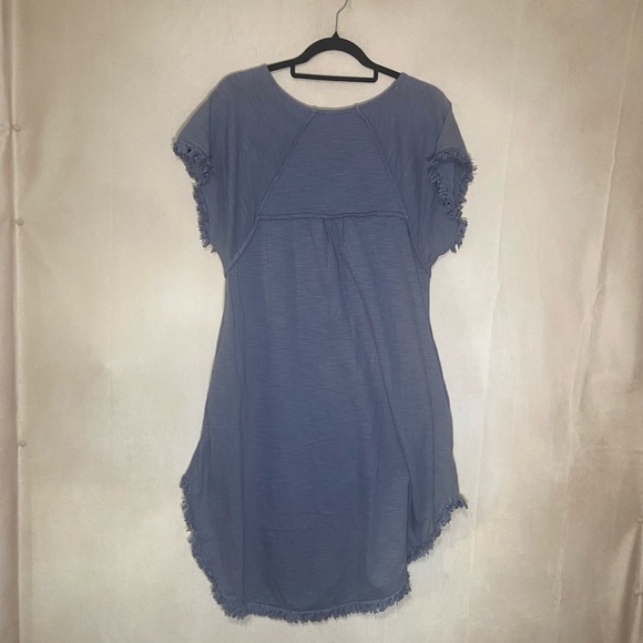 Umgee women's S relaxed fit high low raw hem distressed T shirt dress EUC - Picture 7 of 7